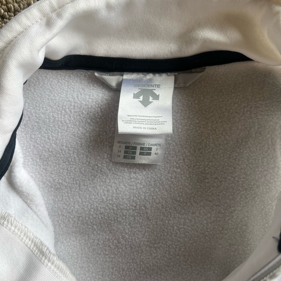 Descente - winter sweatshirt - Picture 5 of 5